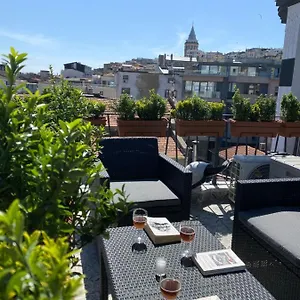 Galata Vav شقة فندقية