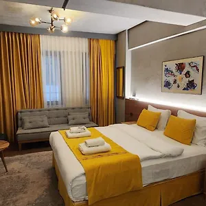 Hotel Aleksandr Pera